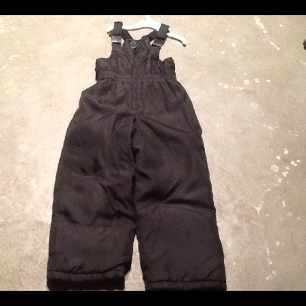 Boys size 5/6 snowpants